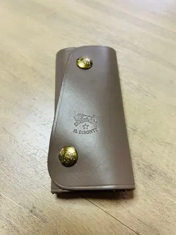 IL BISONTE 브라운 키케이스