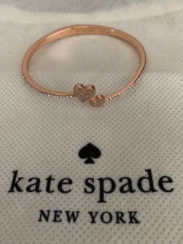 케이트 스페이드 하트 뱅글