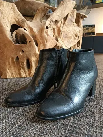 adam et rope 블랙 가죽 앵클부츠