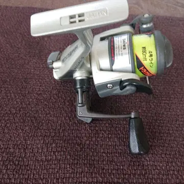 다이와 낚시릴 2500B