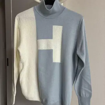 바이컬러 터틀넥 니트 스웨터 40 미스 J (라핀사)