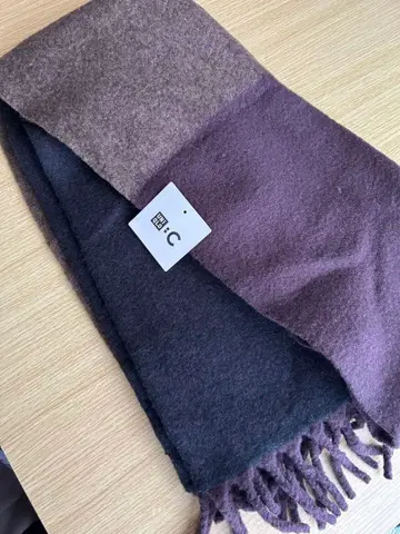 유니클로C 수플레얀 청키 스톨