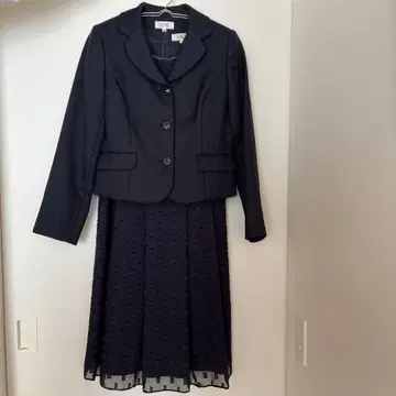 iNFINE 네이비 도트 무늬 원피스 수트 세트