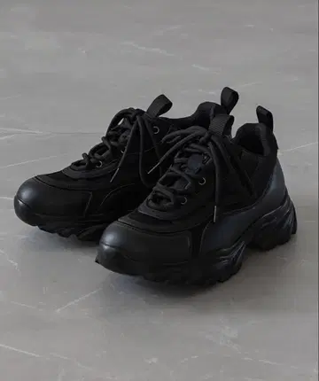 [ 찢김 있음 ] ELLUV+7cm 볼륨 하이 밑창 통굽 스니커즈