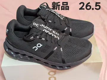 새상품 On Cloudsurfer 스니커즈 26.5cm 블랙 러닝