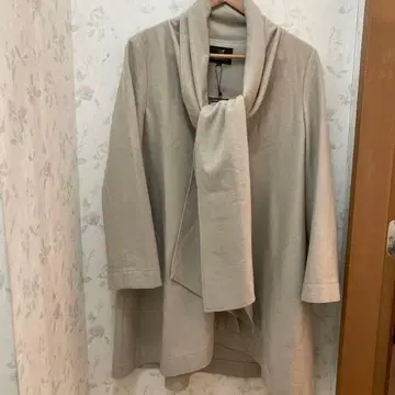 택 포함 새상품! 23구 베이지 숄카라 롱 코트 46 스톨 포함