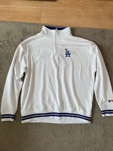 MLB 로스앤젤레스 다저스 하프 지퍼 맨투맨 트레이닝복 화이트