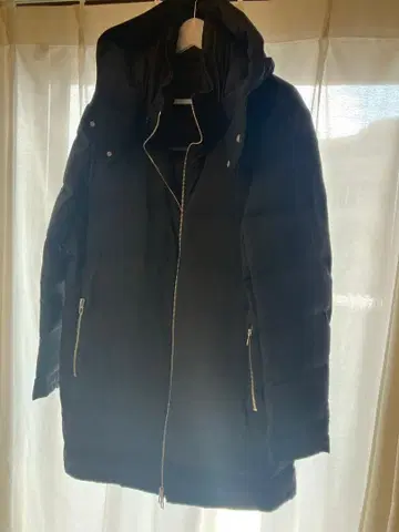 새상품급 Calvin Klein 블랙 다운 자켓 38 사이즈