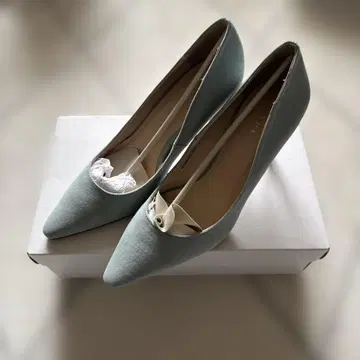 미사용 새상품 RANDA 펌프스 라이트 블루 24.0cm