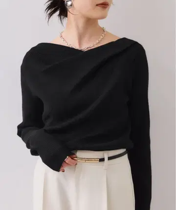 VIS 몰랑몰랑 드레이프 리브 니트탑 블랙