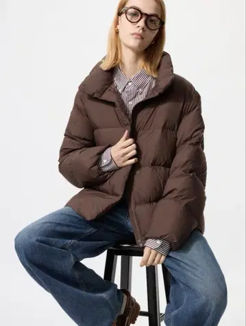 UNIQLO 파우더 소프트 다운 자켓 브라운 S 사이즈