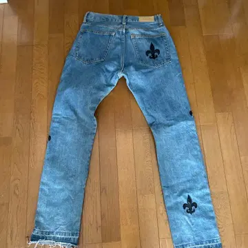 mnml 플뢰르 드 리스 자수 데님