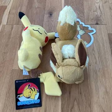 포켓몬스터 오리지널 봉제 인형 잠자는 피카츄 & 러닝 이브이