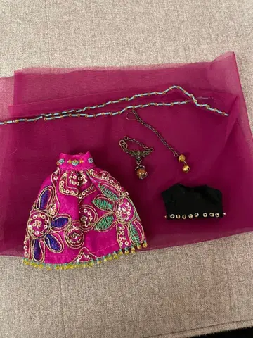 미디 브라이스 아웃핏 작가님