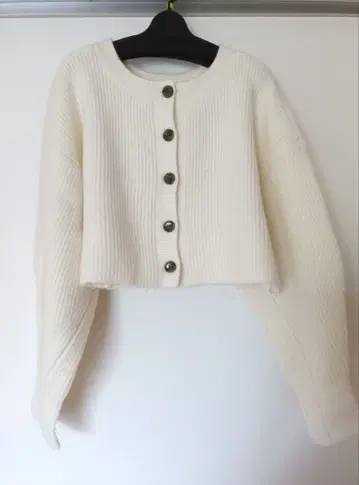 아푸와이저 리셰 크롭 니트