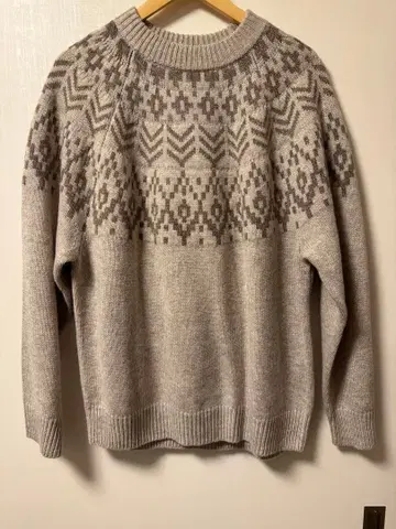 무인양품 울 100% 노르딕 무늬 스웨터 L 사이즈