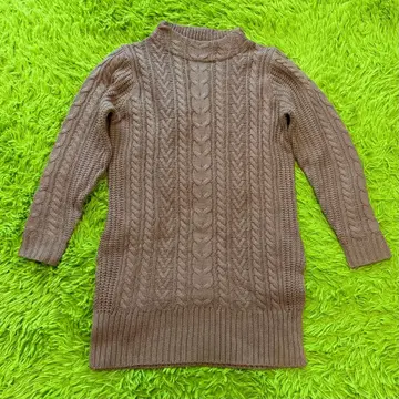 ELLE 브라운 케이블 니트 스웨터