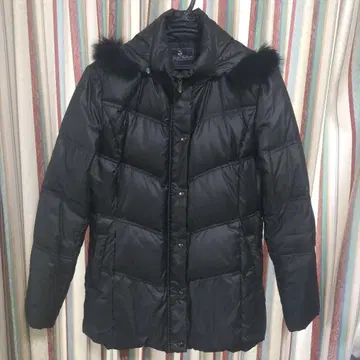 Un Gusto Raffinato 블랙 다운 자켓