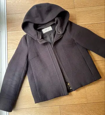 ROUGE Vif 후드 부착 울 자켓 M 사이즈