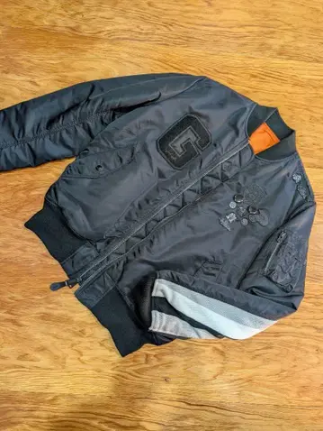 [ 귀중 ] 굿이너프 블랙 MA-1 자켓 G 엠블럼 핀즈 커스텀