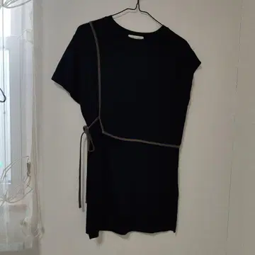 PUBLIC TOKYO 비대칭 튜닉 반팔 블랙