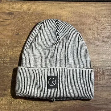 폴러 스케이트 컴퍼니 스트라이프 니트 모자 비니
