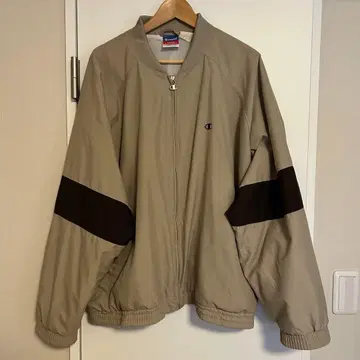 Champion XL 나일론 자켓 베이지