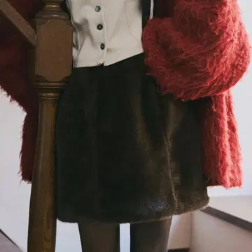 [ andequal ] 퍼 미니 스커트 브라운