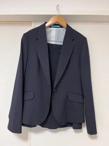 수트 스커트 상하의 네이비 스트라이프 LES MUES