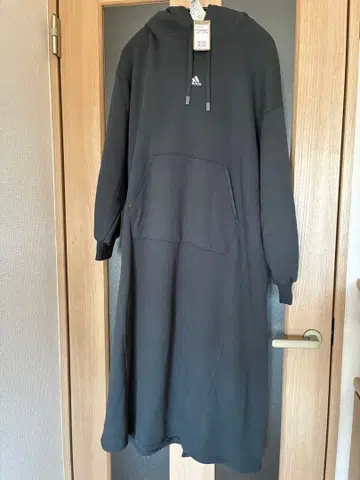 adidas 다크 네이비 후드 부착 롱 원피스