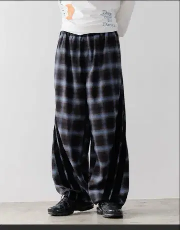 UNISEX 체크 라인 팬츠 PBLIM PAGEBOY 페이지 보이