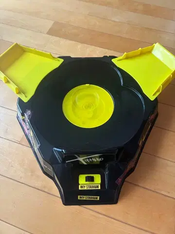 토네이도 베이스타디움