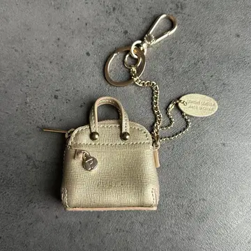 FURLA 핸드백 참 키링