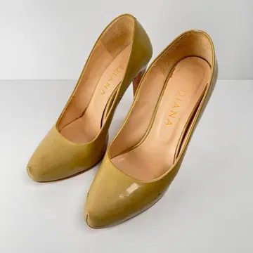 DIANA 에나멜 펌프스 베이지 23.5cm