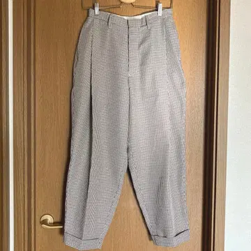 BEAMS BOY 턱 팬츠 하운드투스