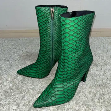 새상품급 yellow 그린 드래곤 부츠 S 사이즈