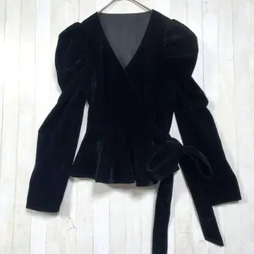 벌스데이 바쉬 벨로아 카슈쿨 페플럼 상의