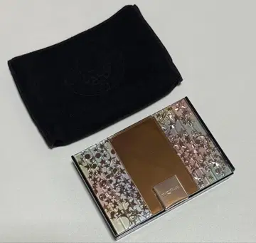 마키아쥬 세일러문 콜라보 컴팩트 케이스 파우치 포함