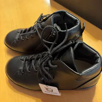 gute wahl 블랙 하이컷 스니커즈 23.5