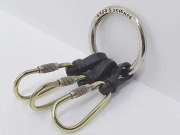 ARTS & SCIENCE 3연 후크 키링