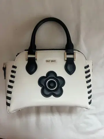 MARY QUANT 미니백