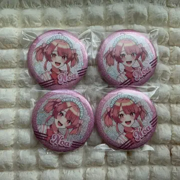 컬러풀 피치의 캔뱃지 다이너