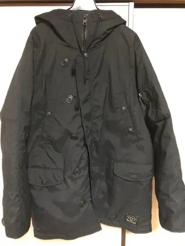 DEUS EX MACHINA 데우스 엑스 마키나 코트 프리마로프트