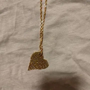 세르주 트라바스 골드 하트형 목걸이