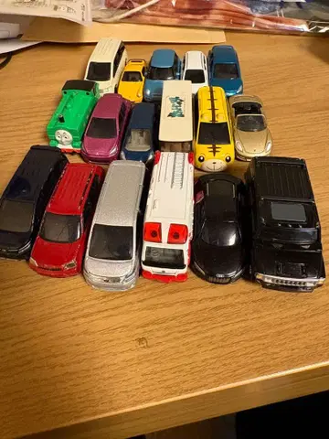 미니카 16대 세트 캐릭터 차량 포함