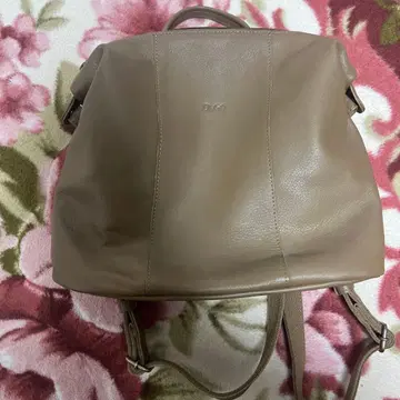 다코타 베이지 백팩