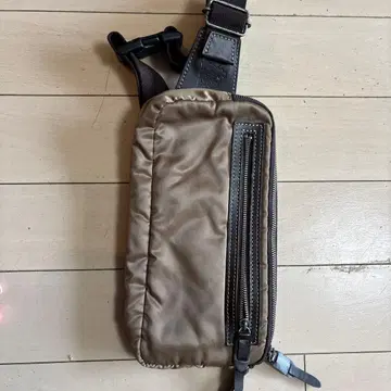 IKETEI 베이지 숄더백