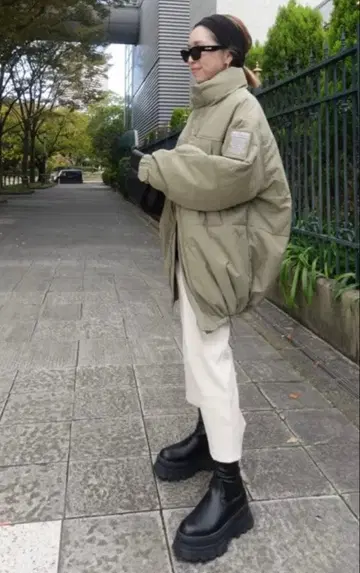 RODEO CROWNS WIDE BOWL 롱 몬스터 코트