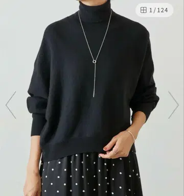 비어즐리 하이넥 돌먼 니트