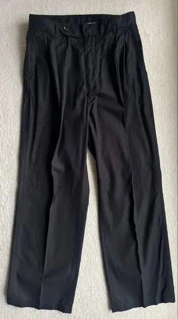 FARAH 블랙 투 턱 와이드 슬랙스 W30L30